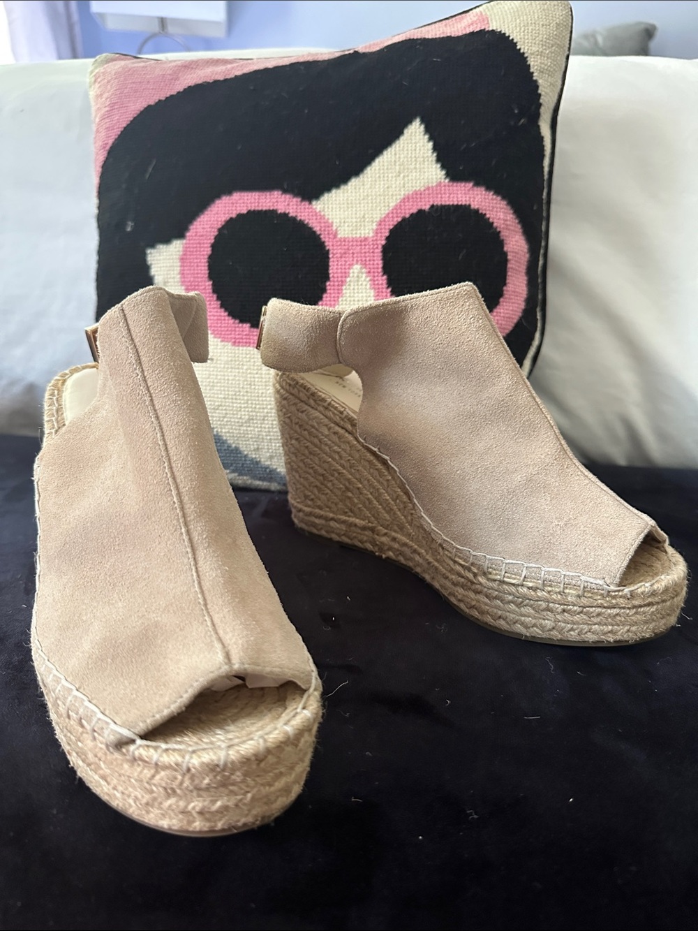 NWT Kenneth Cole Taupe Suede Espadrille Wedge Sandals. Never Worn! 4” wedge
